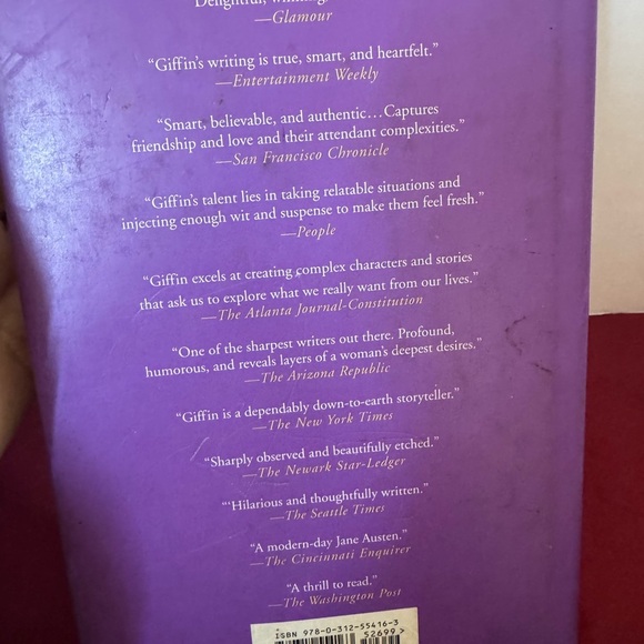 Emily Griffin’s Heart of the Matter HC Novel With Dust Jacket with Minimal Wear - Picture 4 of 9